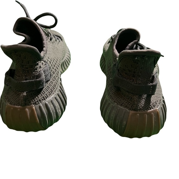 Adidas - Picture 3 of 3